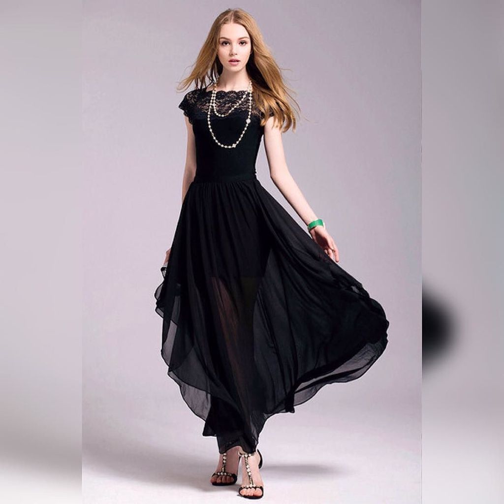 Zooomberg's tweet image. #Classy #Stylish #StrongStatement #Dresses 
#shopnow #zooomberg 
Black Boat Neck Cap Sleev… ift.tt/1RJRcr1