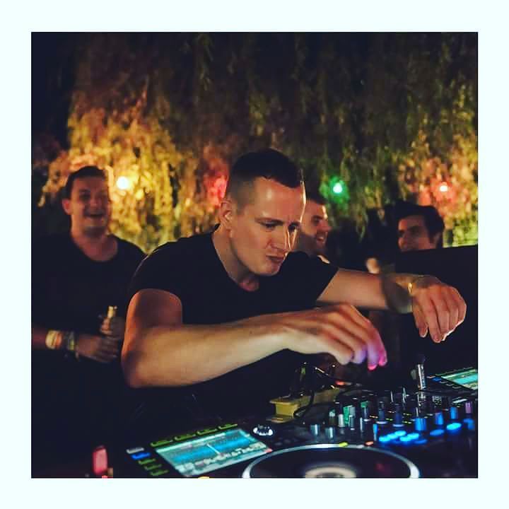 OpenBeatz's tweet photo. #wheey #groove #progressive #music
@krydermusic https://t.co/iIAOPkJpxy