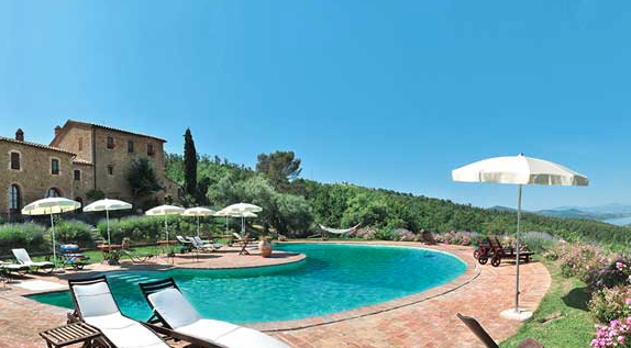 CURATEDusa's tweet photo. Get in touch with some of our #favorite #travel destinations &amp; plan your escape: https://t.co/LQ8oG9KAZT https://t.co/tfjCIx6ZTY