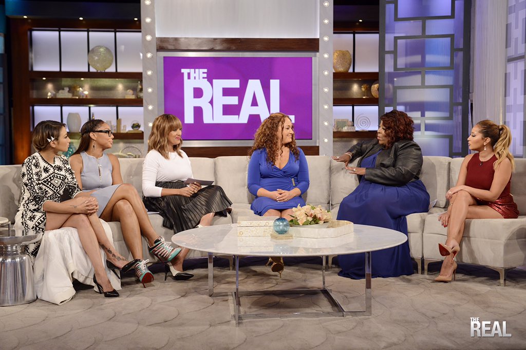 TheRealDaytime's tweet photo. Today on #TheReal, former NAACP chapter president Rachel Dolezal shares her point of view on identity and race. https://t.co/NzFhOfALfO