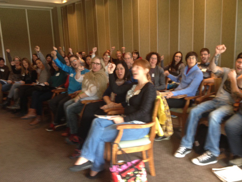 iptaque's tweet image. Ce matin, j'aide les #OCA de Lanaudière avec leur mobilisation web 2.0. J'aime ma job! @TROCLanaudiere #OnFerme