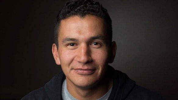 canada2017's tweet photo. Great to have new author @WabKinew join the growing give back redonner movement! #canada150 #cdnpoli https://t.co/db9Nnu6DAc