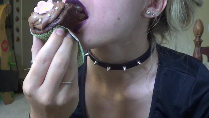 HOT new video preview from @HarleyGranger https://t.co/VWUl7uv8NK @manyvids https://t.co/Glo1BG6cuX<a class="tags" href="/tag/harleygranger">@harleygranger</a>