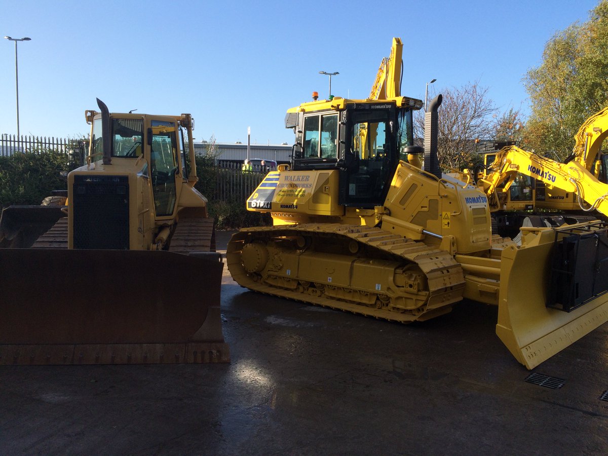 McHaleKomatsu's tweet photo. CUSTOMER SUCCESS | Here is Walker Groundworks of Kelso with their new #komatsu D61PXi #outwiththeoldinwiththenew https://t.co/jRAJdrw42x