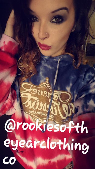 I'd you don't have yours get it now! #foreverwinnnghoodie it's available for 40.00 now @rookiesoftheyearclothingco<a href="/tag/foreverwinnnghoodie"class="tags">#foreverwinnnghoodie</a>