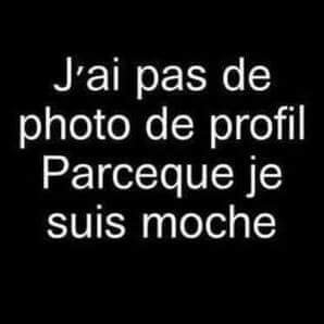 GlltCamille's tweet photo. @cavalcade_ tu aurais mieux fait de mettre cette photo de profil sur facebook ... Parce que là.... #koeur #amoche https://t.co/RYPBtimmoB