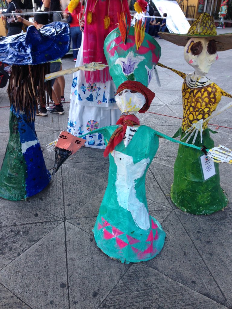 Ganadora de la categoría universidades y menciones honoríficas a categoría infantil #CatrinasProcentro2015