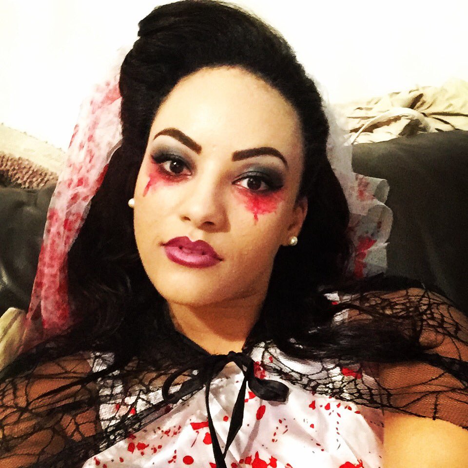 mccourtofficial's tweet photo. My heads still hurting from the weekend, but I must say I had a fabulous #halloween!!!🎃#hauntedbride https://t.co/IQm4m9jPAK
