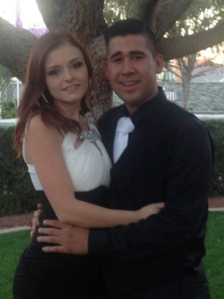 Sillyalyssa's tweet photo. Homecoming ❤️ https://t.co/yMpx8fuMYZ