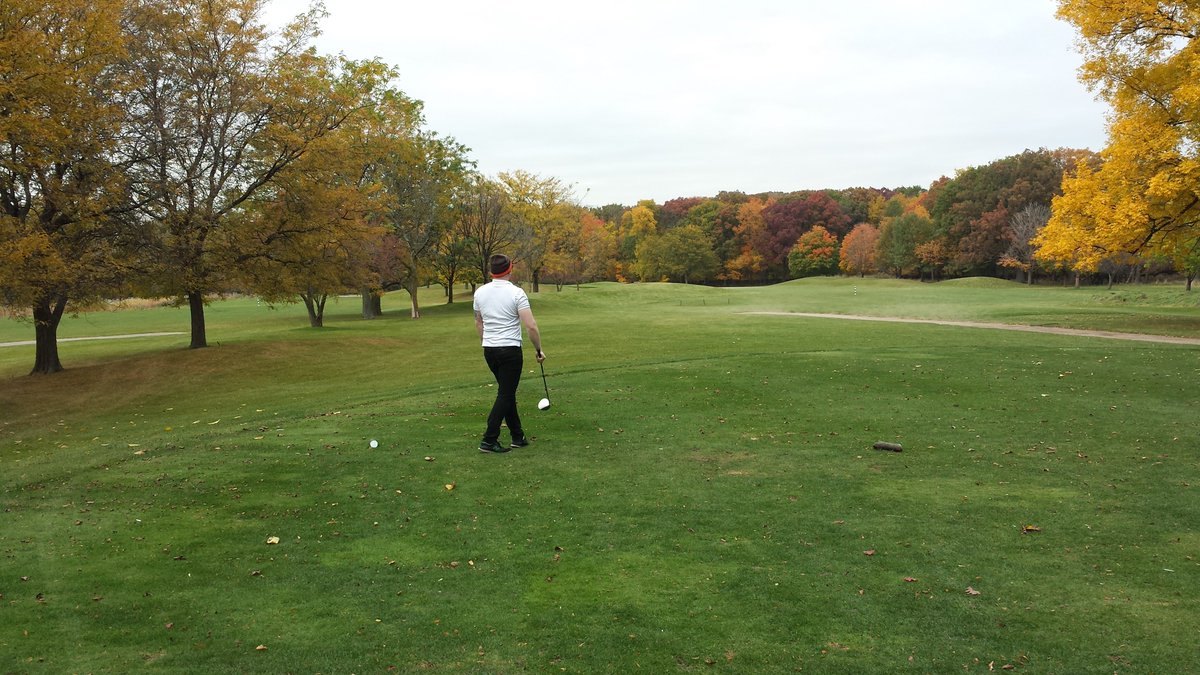 Noisefloor_LTD's tweet photo. There's no better way to spend a Friday than a client outing with @EicoffDRTV! #golf #clientouting #weloveourclients https://t.co/fyWs6pTxUk