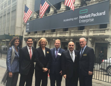 #RingTheBell <a href="/MegWhitman/">Meg_Whitman</a> on <a href="/NYSE/">NYSE 🏛</a> for #newHPE now! bit.ly/1Pgy8Sa bit.ly/1Q2agDA