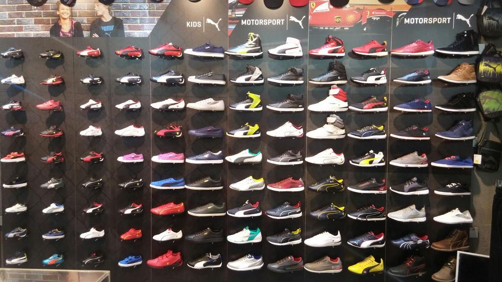 justforkickzsp's tweet photo. thank you puma #puma come instore and check it out https://t.co/NBdivZLogf