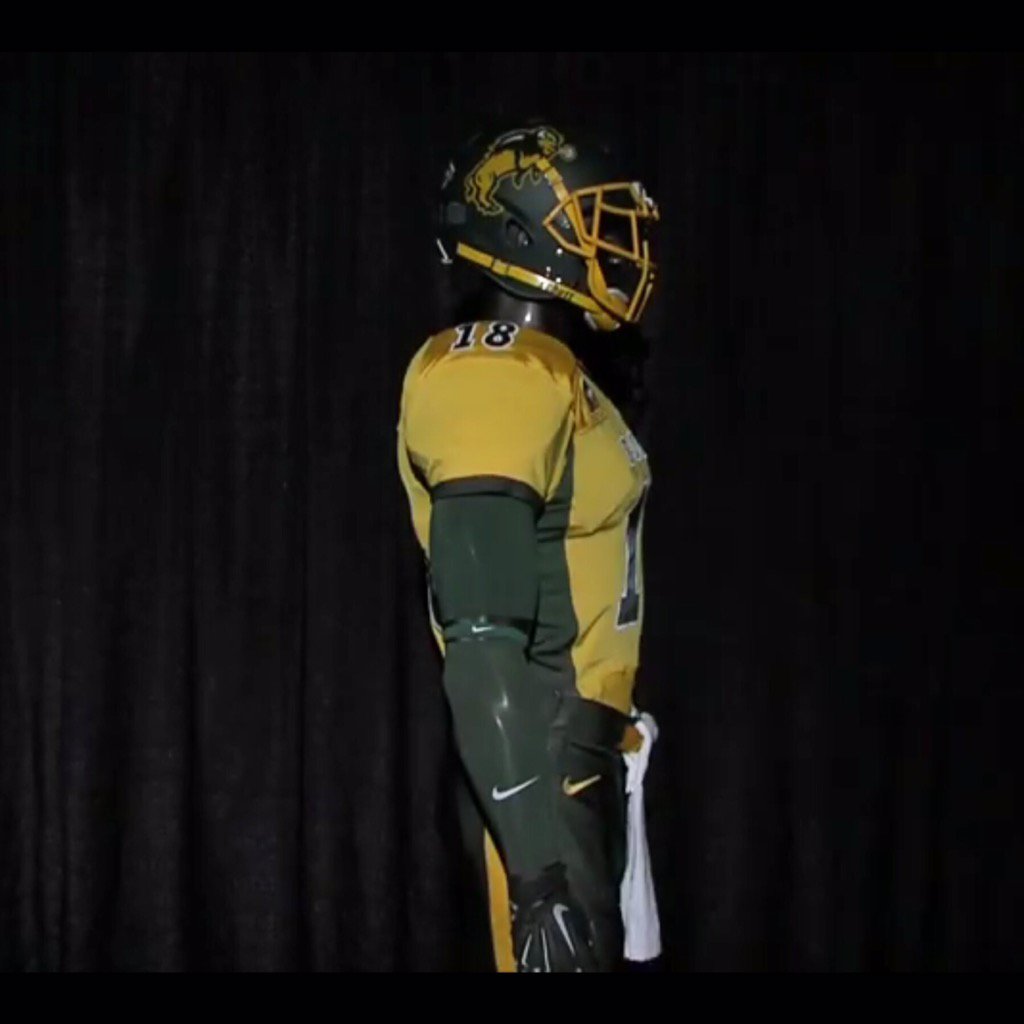 NDSUathletics's tweet photo. BREAKING: NDSU Unveils New, Alternate Green Helmet for Harvest Bowl

https://t.co/MPvyKpwukc

#HornsUp #BisonPride https://t.co/mAe7zKkkDd