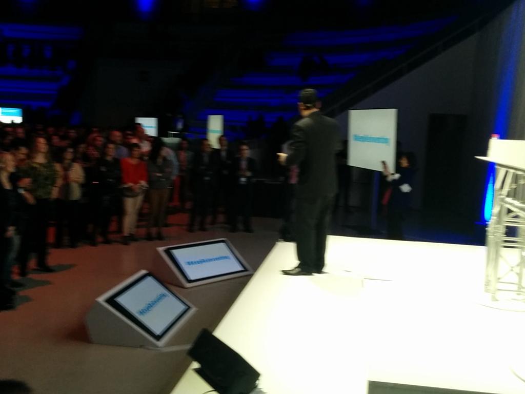 lumipoika's tweet photo. #KeepReinventing HP Inc is born from #Barcelona https://t.co/L3mcB8nktB