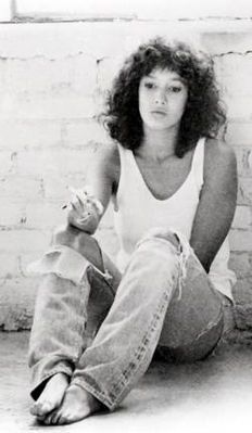 MissMalini's tweet photo. This month's #TheJuice cover with @Kanishtha_ reminds @TeamMissMalini of #Flashdance's #JenniferBeals in a chic way! https://t.co/l88gM9pke3