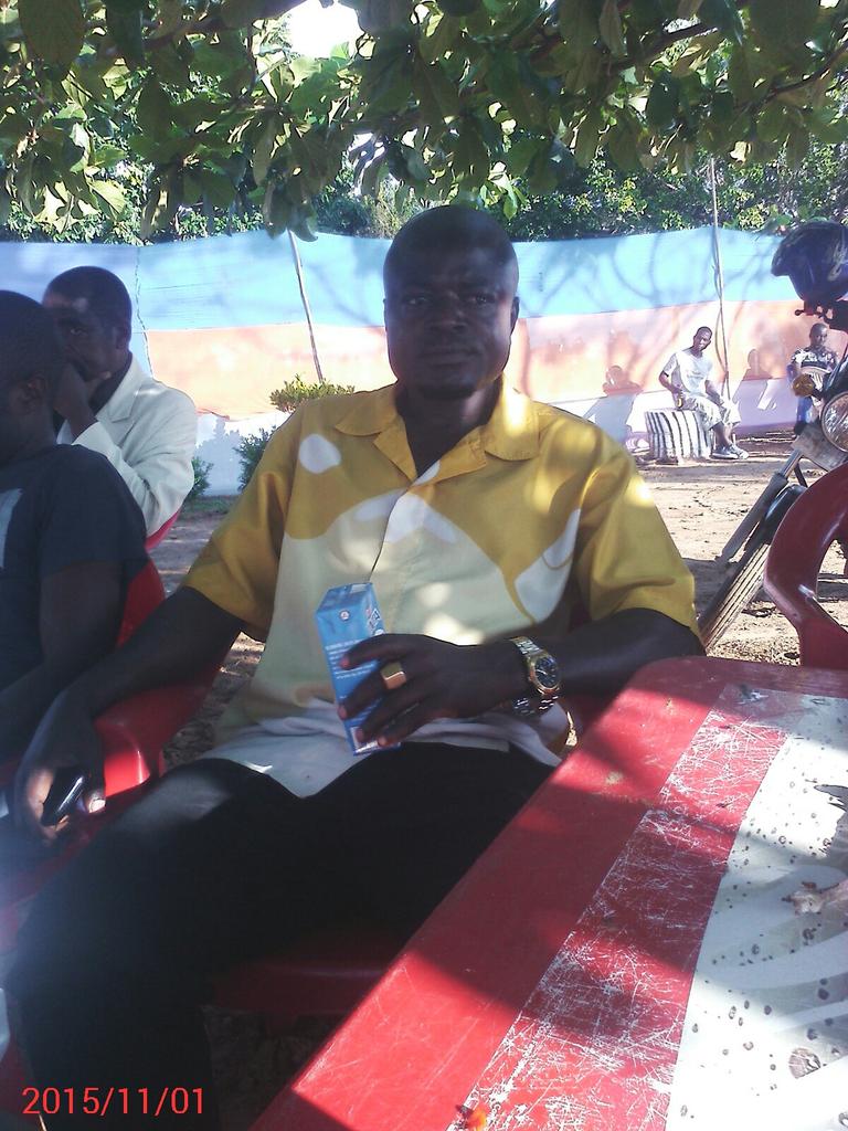 hamidusingson's tweet photo. Jana tulipo sherehekea party ya Baba Levo, palichimbika viwanja vya Paradise beach na kati ya Kigoma. https://t.co/LkGNvjOB31