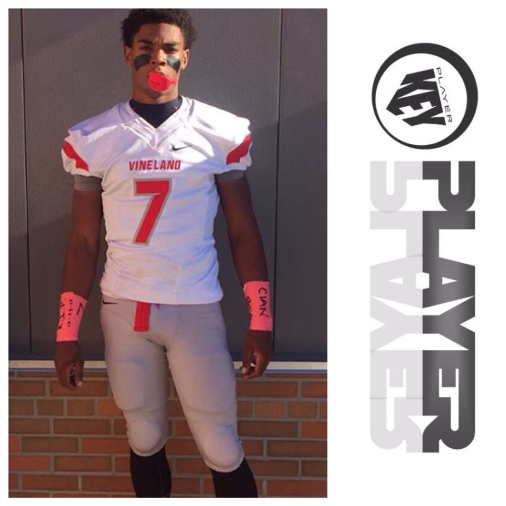 KeyPlayerNation's tweet image. #InstaKeyPlayer @__shaboogie #InTheLoop™ 🔑🏈🔘