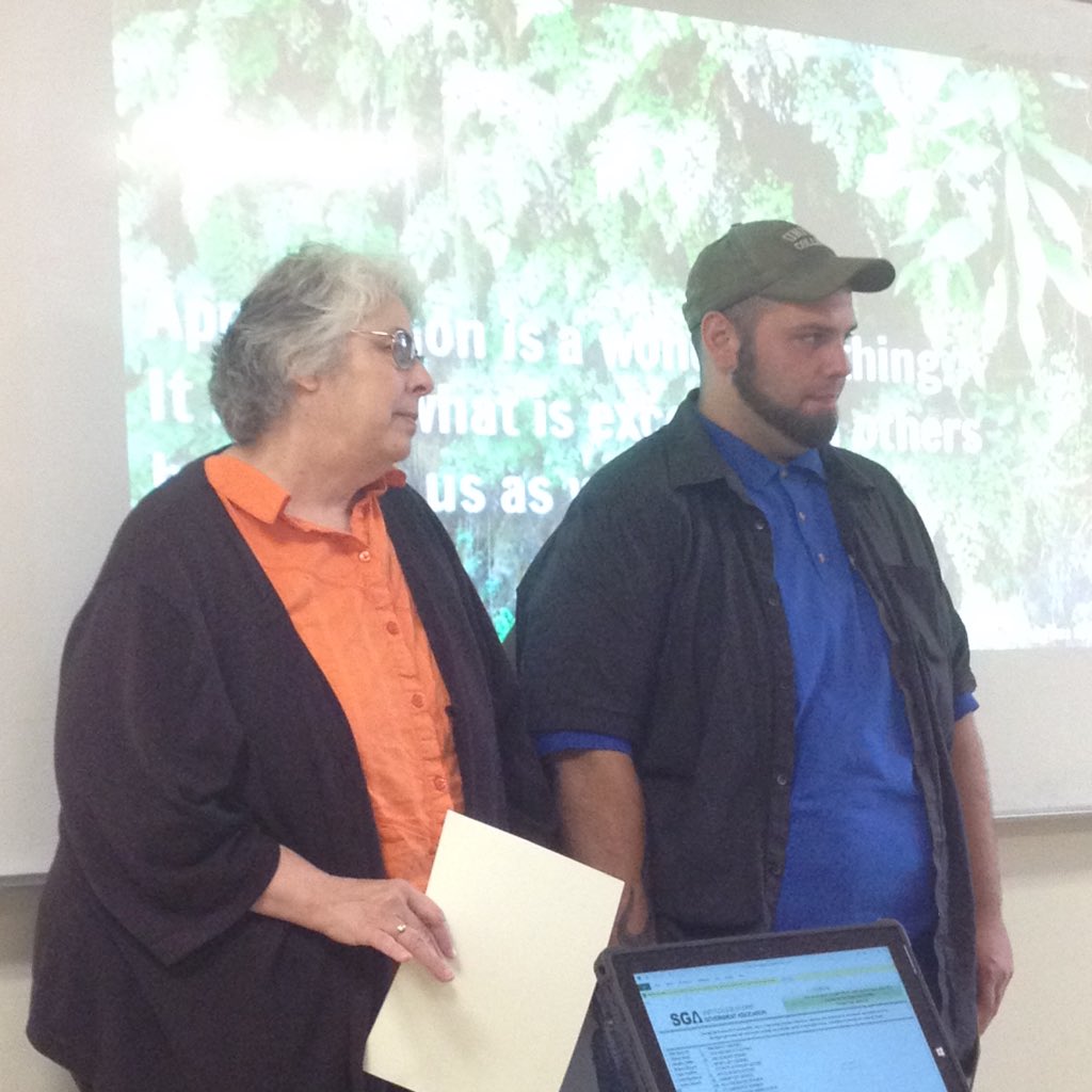 tkatd716's tweet photo. Congrats to Deb Noone and Jimmy Schwarz, winners of the Oct. Certificates of Appreciation from @UnityCollege SGA! https://t.co/kGtBKKdwBg