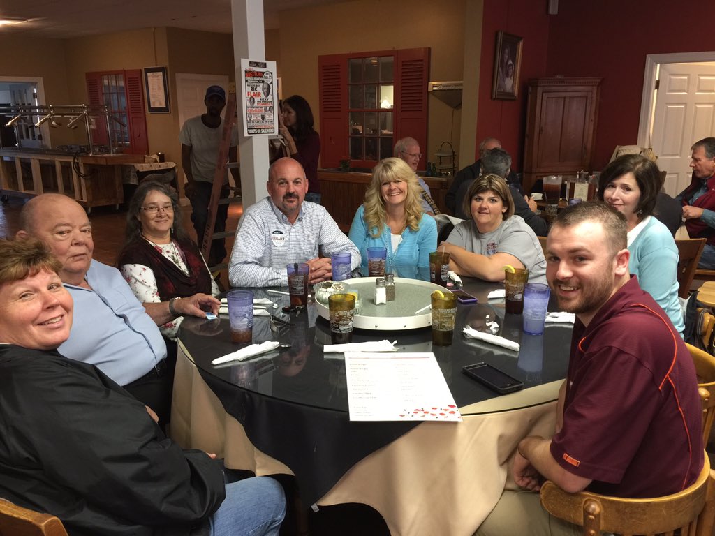 DeHartSheriff's tweet photo. At the County Seat. All we have done is eat today! #DeHart2015 https://t.co/EuQLOWZiic