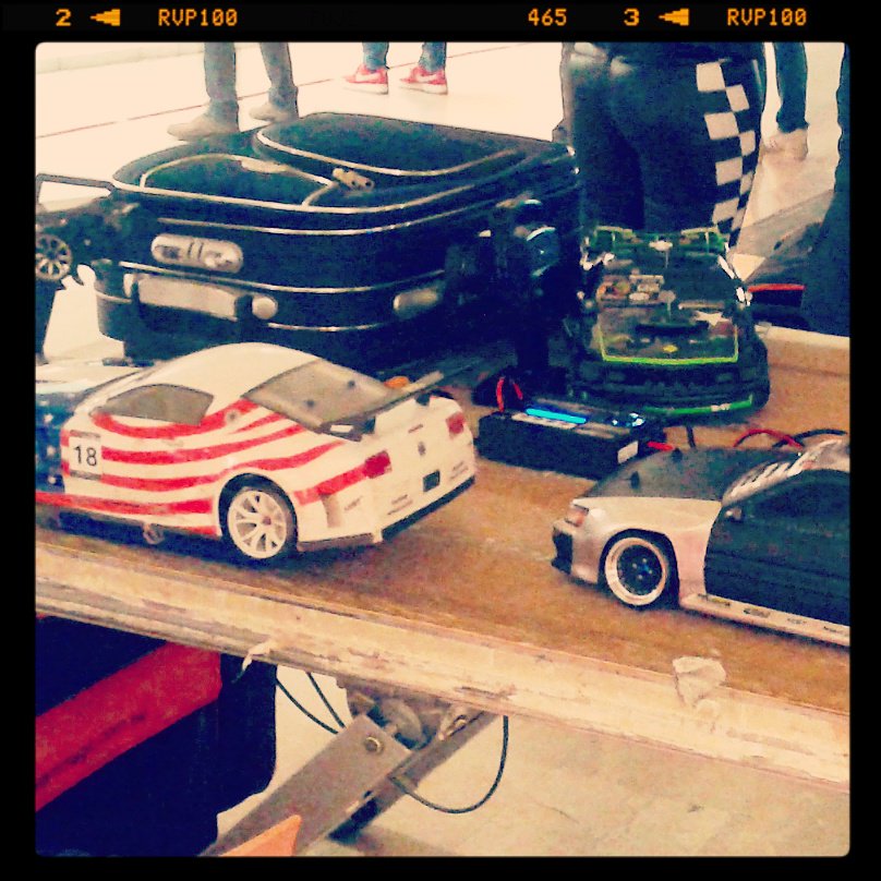 Scriptomanti's tweet image. Nuova #Instastoria per la nostra pagina #Scriptogram! Sfrecciamo nella notte a luci spente. 3tags.org/l/8gje