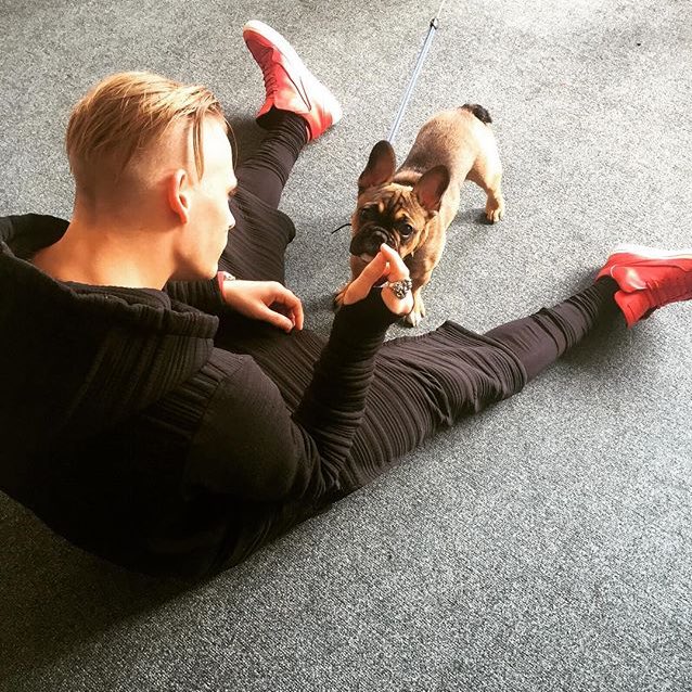 MorganMondayys's tweet photo. THIS IS SOOOO CUTE😭😭😍 #MorganMonday https://t.co/fD264uwUON