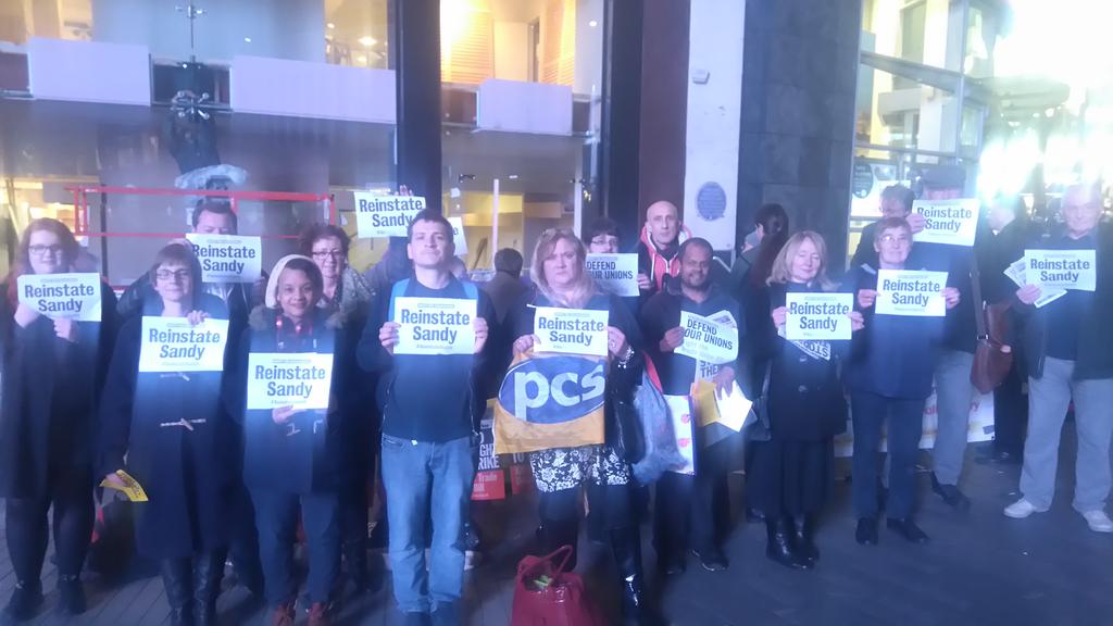 saltleygate72's tweet photo. Birmingham demonstration for #right2strike says #reinstatesandy https://t.co/q623MQOeCb