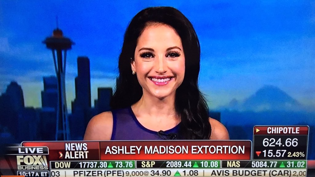 EmilyCompagno's tweet image. Watch today's @Varneyco segment on #ashleymadisonhack extortion &amp;amp; #Chipotle here! emilycompagno.com/2015/11/02/fox…