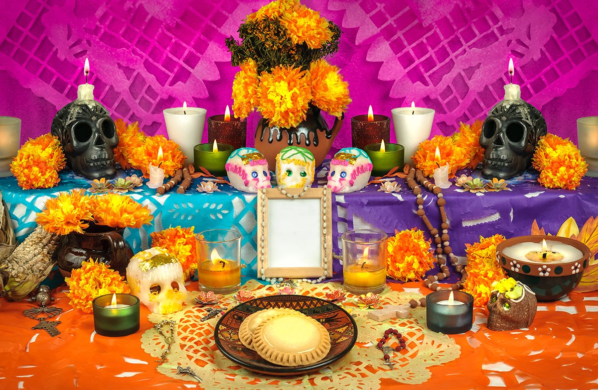 Hoy celebramos a los que se han ido, “Feliz día de muertos” #Tradiciones #Orgullomexicano ow.ly/U8Kyw