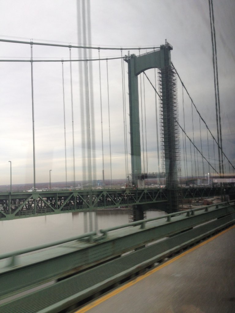 amunsell11's tweet photo. Greyhoundin it with my hubby to New Prov, NJ.. Goin thru Delaware now!☺️ https://t.co/57qt20j4as