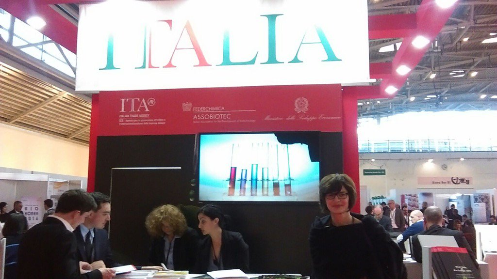 IGATechnology's tweet photo. #IGATech Bobana having busy day at #BIOEurope2015 in Munich https://t.co/MWoYeegwIq