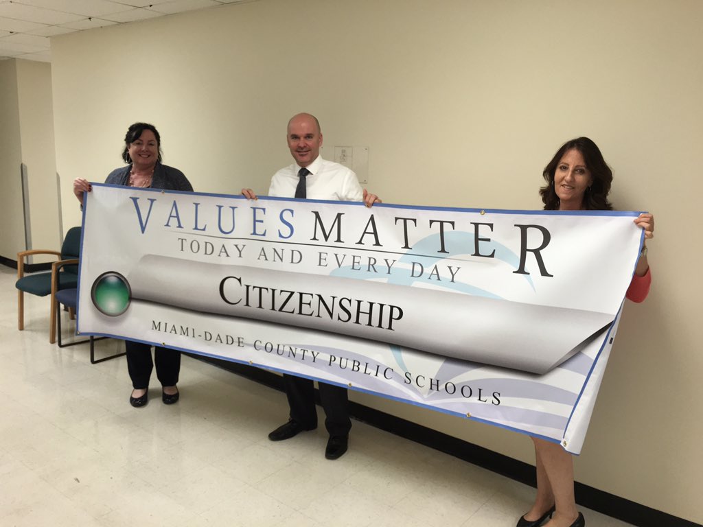 Sharon Krantz tweet media