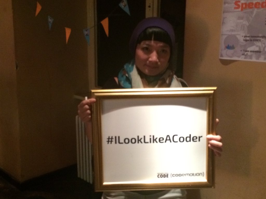 WWCodeBerlin's tweet photo. .@inthuytion looks like a coder! #ILookLikeAnEngineer #ILookLikeACoder https://t.co/czWn7iFtI1