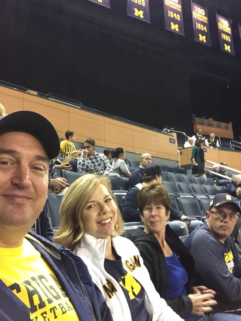 healthybread's tweet image. #squad100