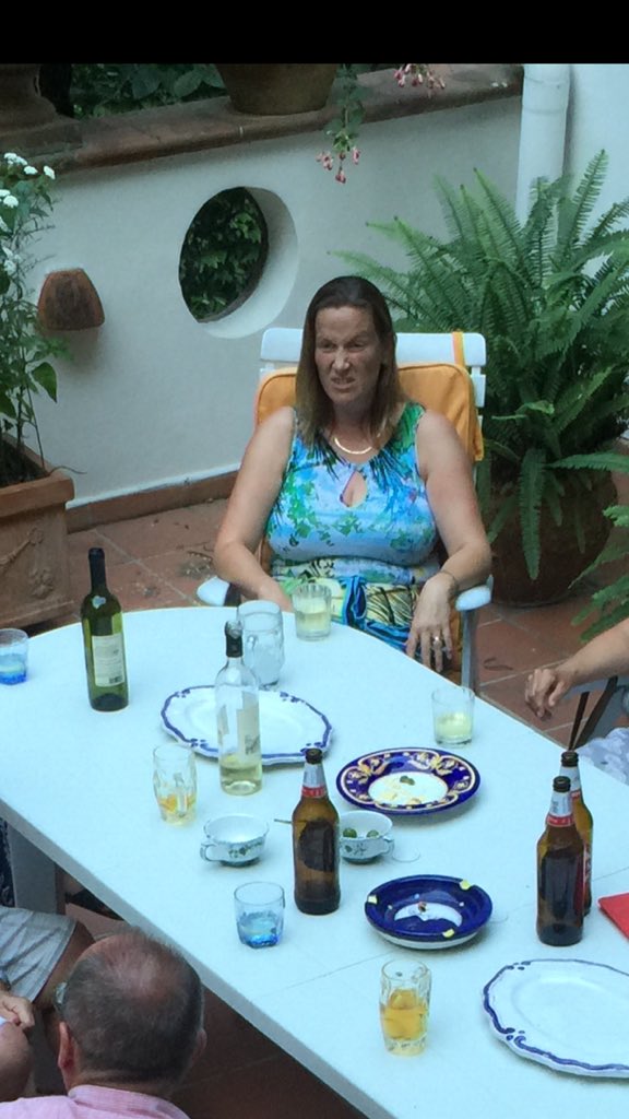 CalumStenner1's tweet photo. @zo_cotton my mothers face sums up how I feel about that https://t.co/2npWu4Jelh