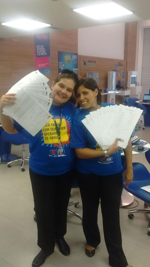 jhmoreiraTim's tweet photo. Renatinha e Mari destaques @cristianegoss @drinobertotim @DPillmannTIM @storespcapital https://t.co/eY1D6kk4VX