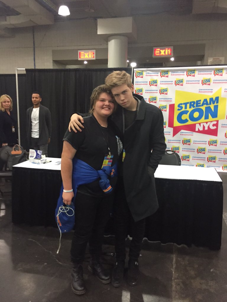 spacespasm's tweet image. streamcon!!!!❤️