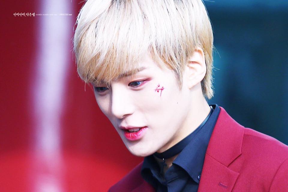  one of the most handsome person on this planet is Lee Minhyuk happy birthday moodmaker    