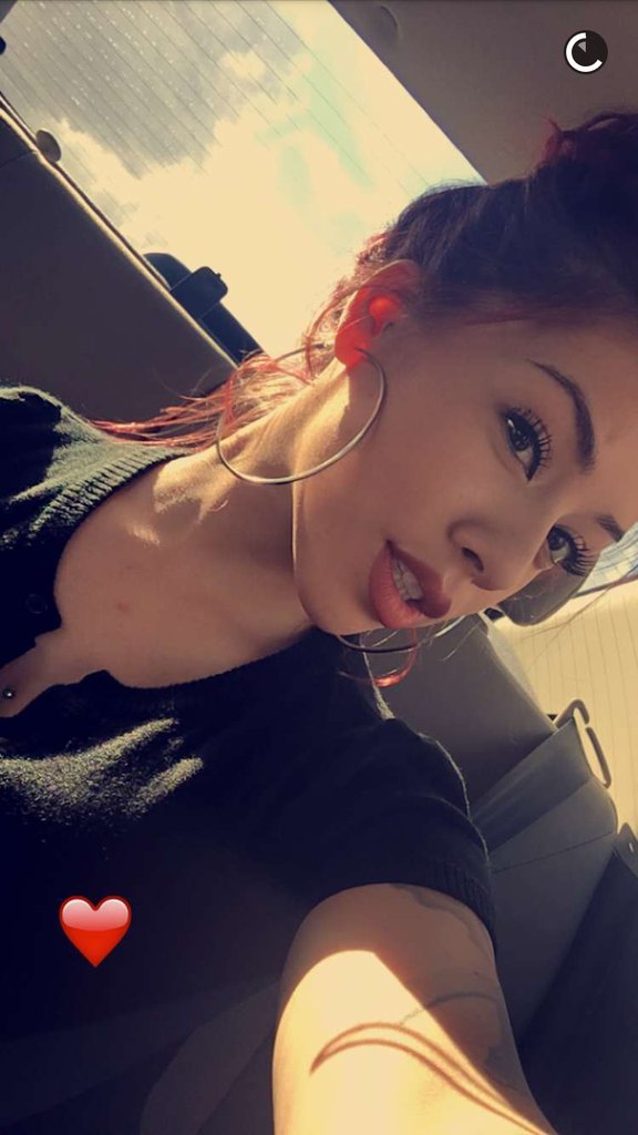 kay_grumps's tweet photo. Because mama biscuit always looks  beautiful 😘😍💜 @salicerose  #SalsaRosa https://t.co/hdQdK8RypL