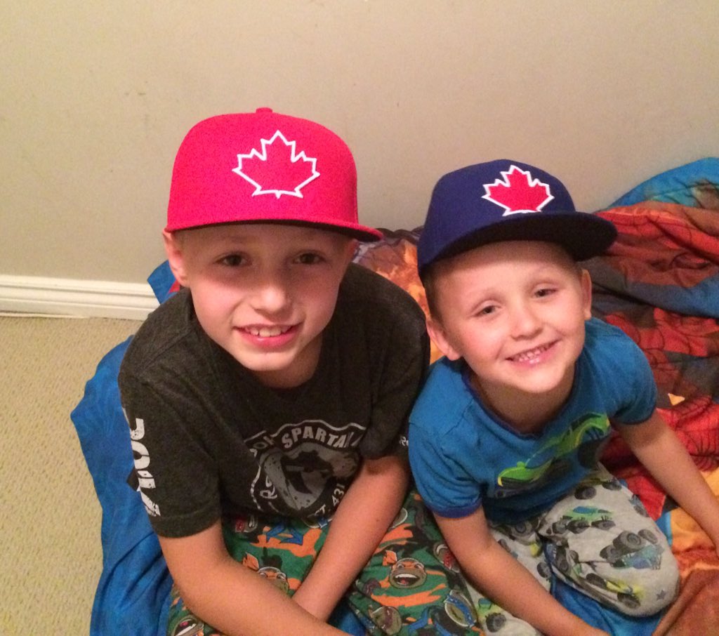 amber_bertling's tweet image. @kfc_canada #FillUpFor5 I would take my kids to Ontario so they could meet their dads side of the family! 💛