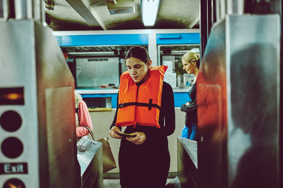 LaleGeorgia's tweet photo. #Orangevest No soul is illegal. #OpenEUborders and welcome the #refugees. @find_azam @Refugees_Gr @Refugees @MSF_USA https://t.co/DeOOdiTrSA
