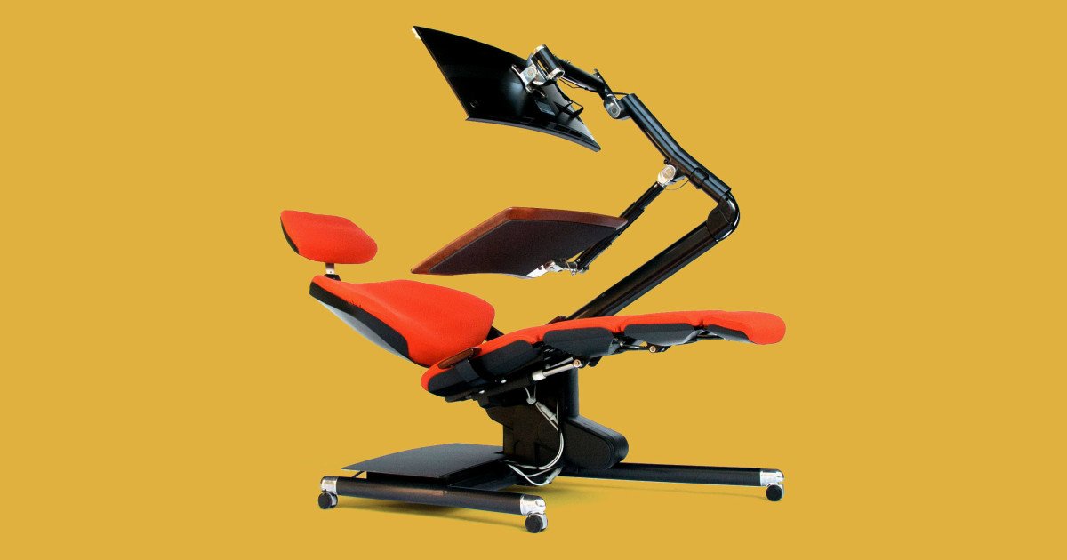 Onshape's tweet photo. Can you do CAD in your sleep? This reclining desk (really!) might be for you. https://t.co/4E72WCyCXB https://t.co/BHkxCT3tSl
