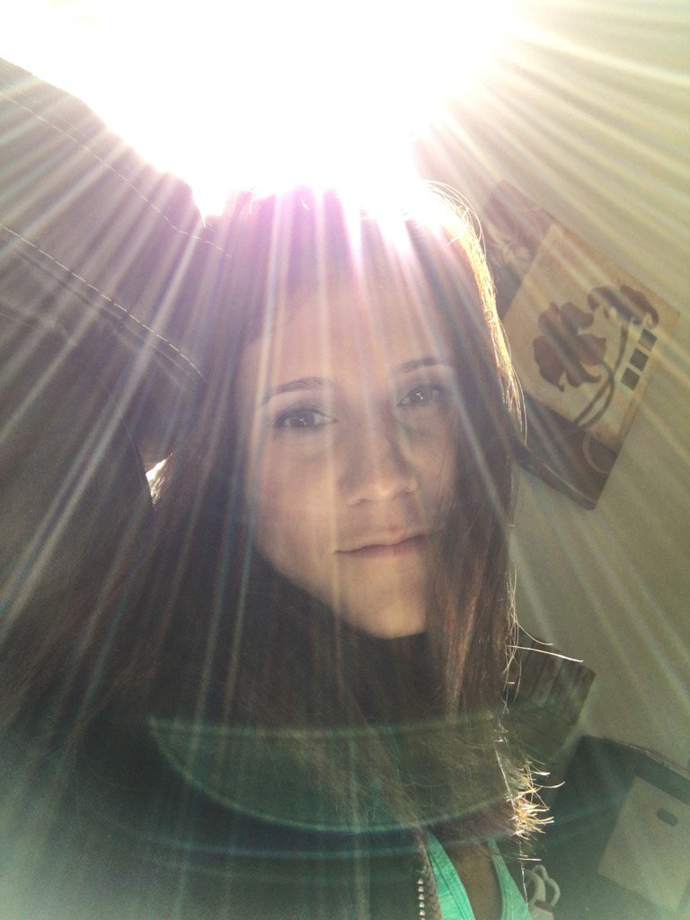 sjoy413's tweet photo. Sunbeams 😊 https://t.co/tRb35e2AND