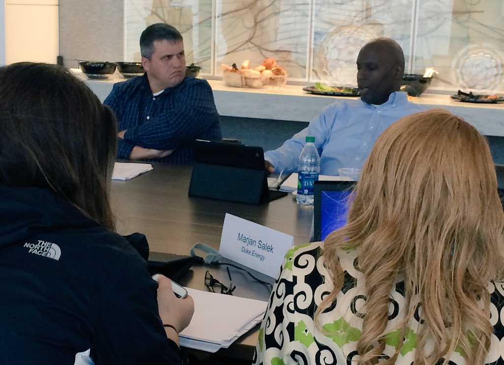 PLMADR's tweet image. Interactive exercises pair beginners &amp;amp; experienced mentors Intro to #DemandResponse training @DukeEnergy #16thFall