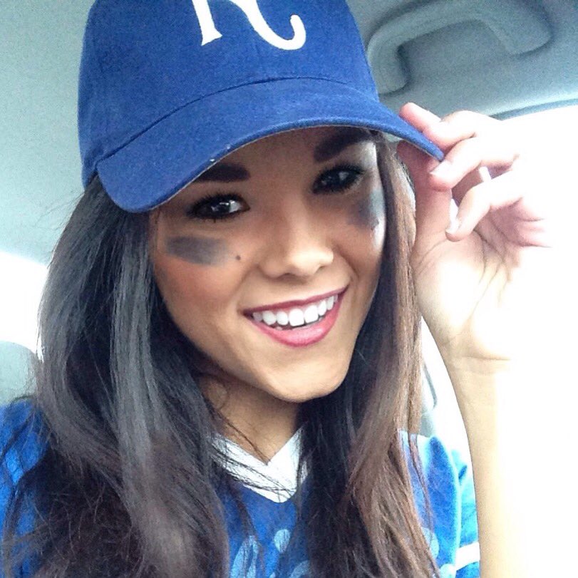 JoCoPageants's tweet photo. Miss Metro KC, @MissMetroKC thinks it's a great day to be ROYAL!!! World Series Champions!!!!! #TeamJoCo https://t.co/5fOjriaUMc