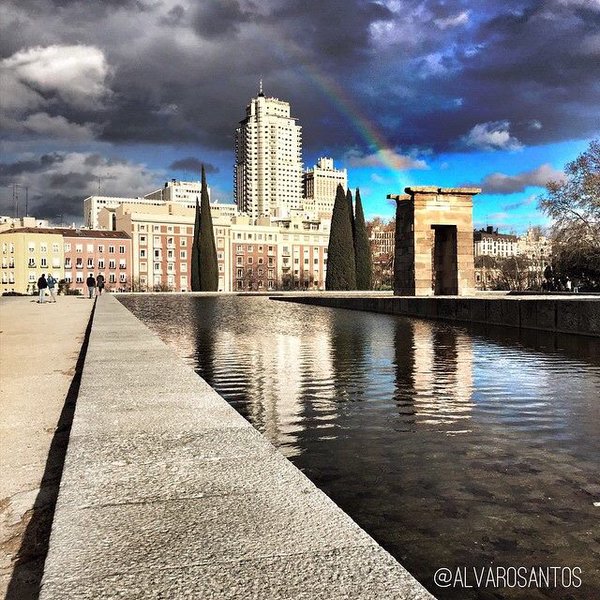 sonsoniquete's tweet photo. MT: @ExprimeMadrid #ILoveYouMadrid #MadridEnamora #MadridNosEncanta #Madrid vía @PeriscopeMadrid  #AmorAmorAmor https://t.co/MdlvfD1dlO