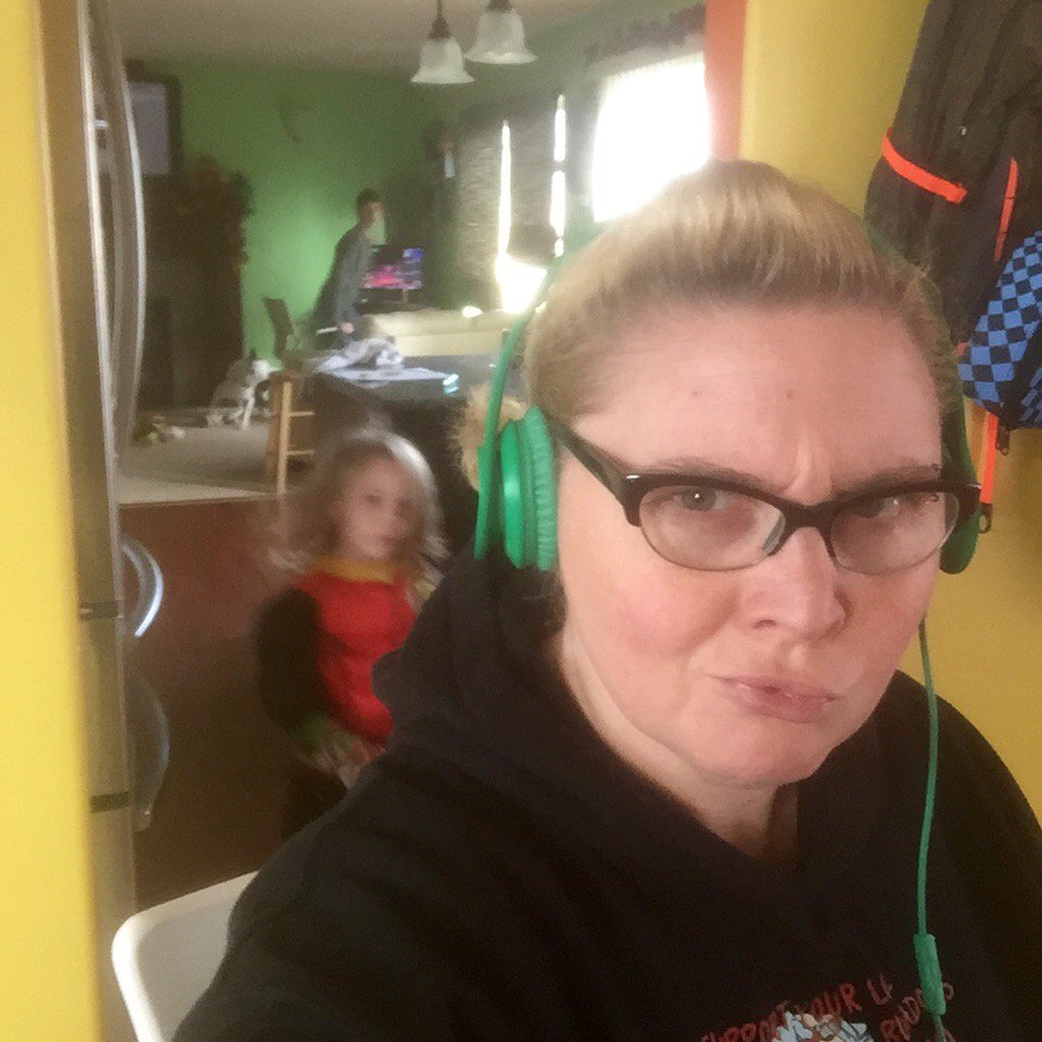Momma_Talks's tweet photo. That #unfair moment your teen has finished his work & can play #workdofwarcraft before you #notcool #priorities https://t.co/CmJUlYNKWv