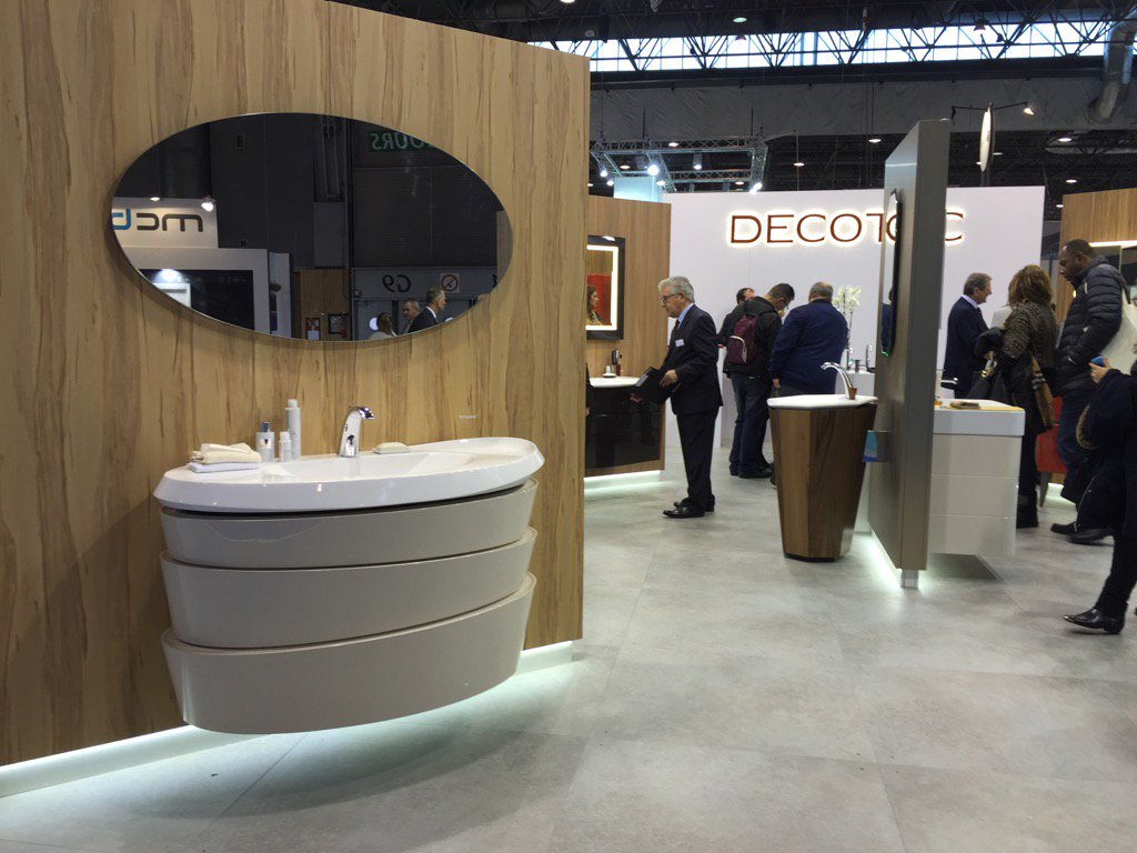 Sdbpro_fr's tweet photo. A #IdéoBain, #Decotec présente le meuble Virtuose, superbe, différent, inspiré... A voir absolument. https://t.co/hQSYgdkj9y