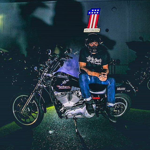 HarleyBloem's tweet photo. @holden.vs.theworld #1 #dynadisciples #harleydavidson #dyna #dynalife #dynas #disciples #ripper #clubstyle #fuckyou… https://t.co/aK8szzhbvM
