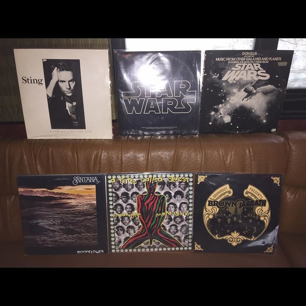 MarcosCuriel's tweet photo. I found some #vinyl gems today here in #pittsburgh #pennsylvania 😎😊😁 #loveformusic #tourli… https://t.co/dTj0dA30TU https://t.co/yN1YrzSJmp