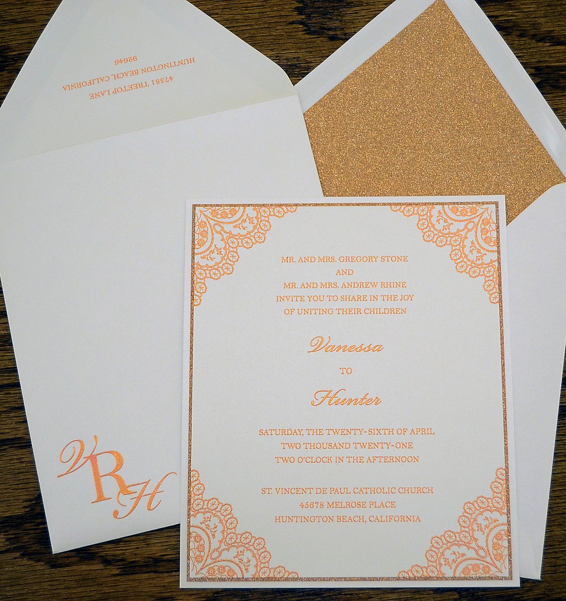 InvBasket's tweet image. Introducing our new Rose Gold ink, that will look great on all of your wedding invitations and accessories.